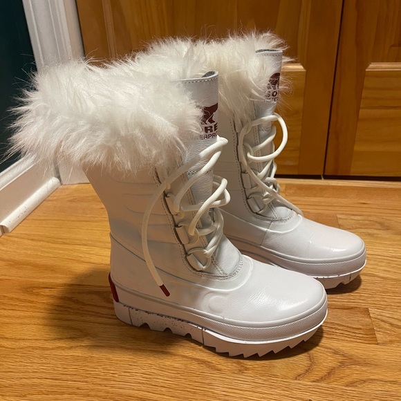 Sorel Joan of Arctic white boot - Picture 2 of 4